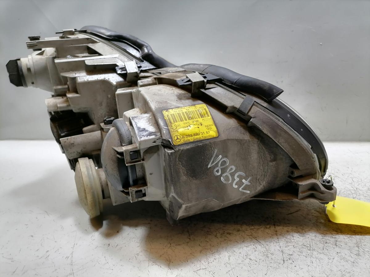 Mercedes C Klasse W203 original Scheinwerfer vorn links Halogen Bj.2005